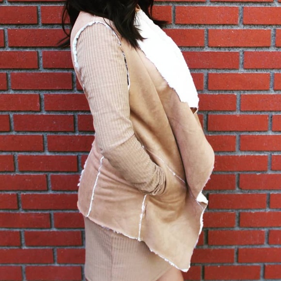 Vest - Picture 2 of 2